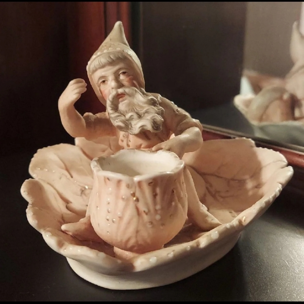 GERMAN BISQUE PORCELAIN GNOME W/POT IN LEAF DISH Numbered Rare Antique!